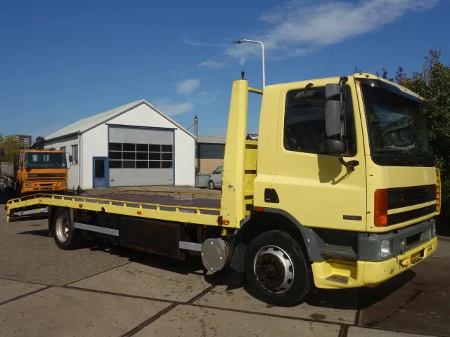 DAF 65 240ATI euro2 OPRIJWAGEN - Autotransporter truck: picture 1 DAF 65 240ATI euro2 OPRIJWAGEN - Autotransporter truck: picture 1