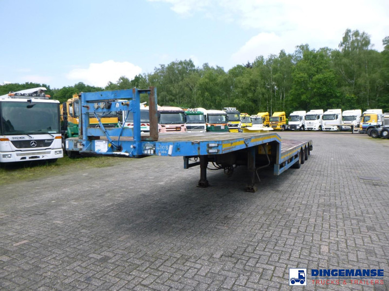 Broshuis 3-axle semi-lowbed trailer 45 t / extendable - Low loader semi-trailer: picture 1 Broshuis 3-axle semi-lowbed trailer 45 t / extendable - Low loader semi-trailer: picture 1