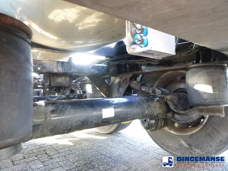 Tank semi-trailer Clayton Food tank inox 30 m3 / 1 comp: picture 7 Tank semi-trailer Clayton Food tank inox 30 m3 / 1 comp: picture 7