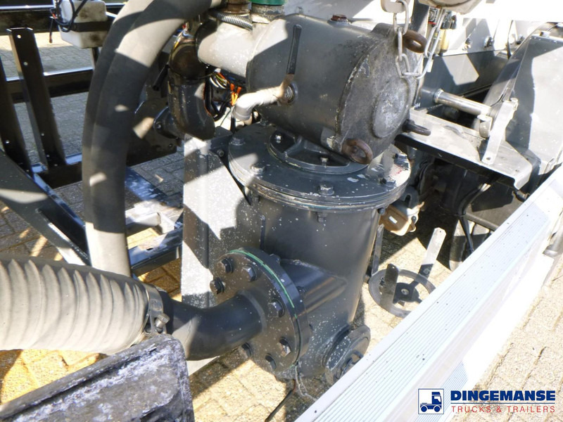 Tank semi-trailer Crossland Vacuum tank alu 33.4 m3 / 1 comp: picture 17 Tank semi-trailer Crossland Vacuum tank alu 33.4 m3 / 1 comp: picture 17