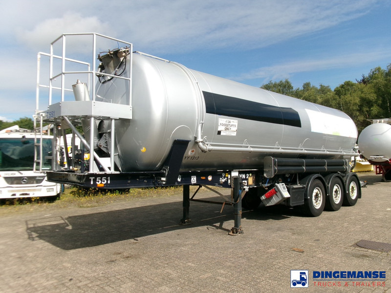 Feldbinder Powder tank alu 41 m3 (tipping) - Tank semi-trailer: picture 1 Feldbinder Powder tank alu 41 m3 (tipping) - Tank semi-trailer: picture 1