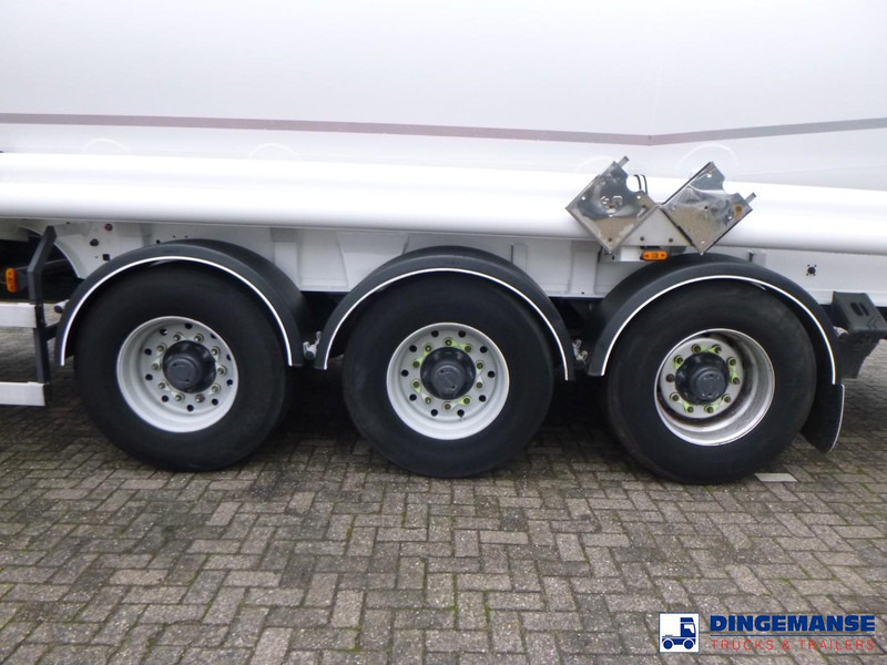 Tank semi-trailer GENERAL TRAILERS Fuel tank alu 40.1 m3 / 7 comp: picture 6 Tank semi-trailer GENERAL TRAILERS Fuel tank alu 40.1 m3 / 7 comp: picture 6