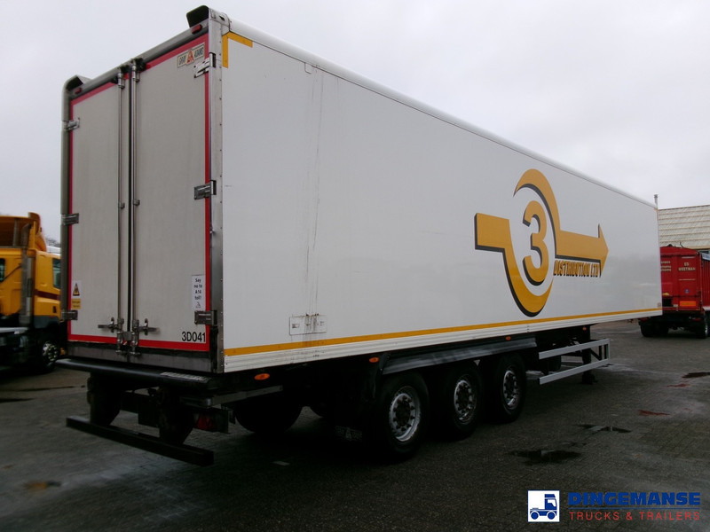 Gray Adams Frigo trailer + Carrier Vector 1850 MT - Refrigerator semi-trailer: picture 4 Gray Adams Frigo trailer + Carrier Vector 1850 MT - Refrigerator semi-trailer: picture 4