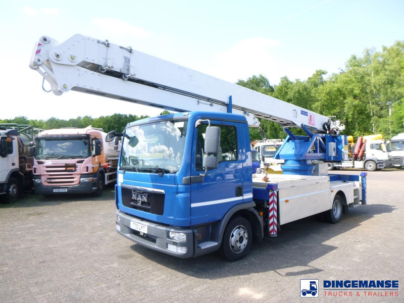 MAN TGL 7.180 4x2 + Klaas K25-30 crane - Crane truck: picture 1 MAN TGL 7.180 4x2 + Klaas K25-30 crane - Crane truck: picture 1