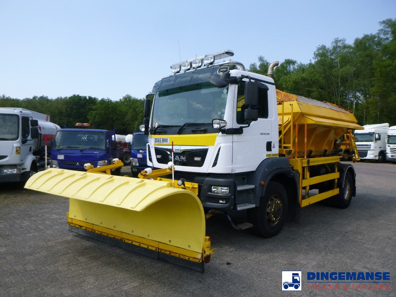 MAN TGM 18.290 4X4 RHD gritter / snow plough - Snow removal vehicle: picture 1 MAN TGM 18.290 4X4 RHD gritter / snow plough - Snow removal vehicle: picture 1