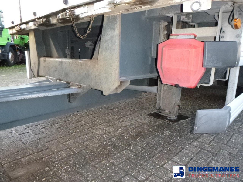 MAN TGX 26.440 6X2 high volume + Fruehauf closed box trailer leasing MAN TGX 26.440 6X2 high volume + Fruehauf closed box trailer: picture 10 MAN TGX 26.440 6X2 high volume + Fruehauf closed box trailer leasing MAN TGX 26.440 6X2 high volume + Fruehauf closed box trailer: picture 10