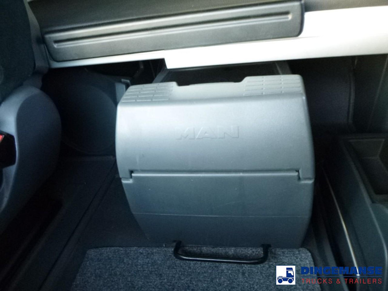 MAN TGX 26.440 6X2 high volume + Fruehauf closed box trailer leasing MAN TGX 26.440 6X2 high volume + Fruehauf closed box trailer: picture 20 MAN TGX 26.440 6X2 high volume + Fruehauf closed box trailer leasing MAN TGX 26.440 6X2 high volume + Fruehauf closed box trailer: picture 20