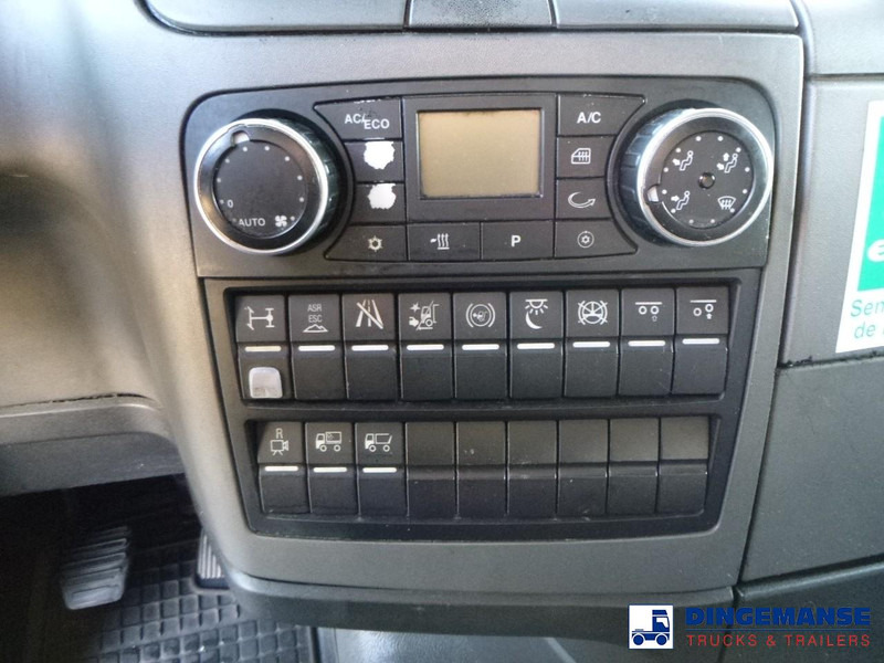 MAN TGX 26.440 6X2 high volume + Fruehauf closed box trailer leasing MAN TGX 26.440 6X2 high volume + Fruehauf closed box trailer: picture 16 MAN TGX 26.440 6X2 high volume + Fruehauf closed box trailer leasing MAN TGX 26.440 6X2 high volume + Fruehauf closed box trailer: picture 16