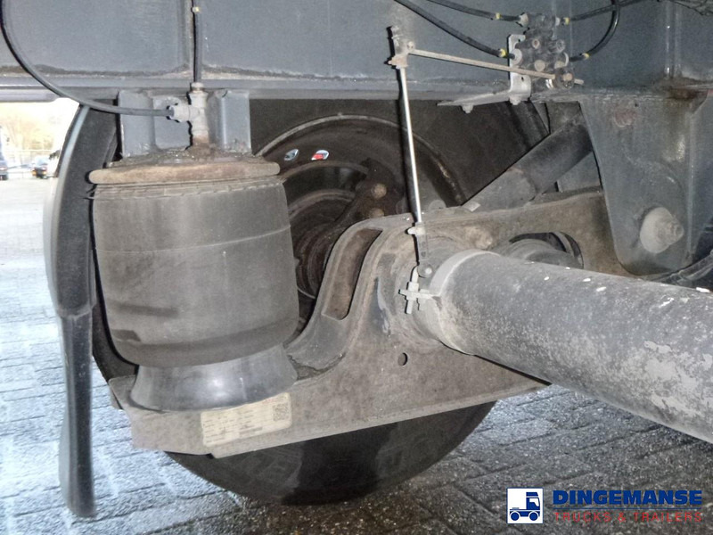 MAN TGX 26.440 6X2 high volume + Fruehauf closed box trailer leasing MAN TGX 26.440 6X2 high volume + Fruehauf closed box trailer: picture 7 MAN TGX 26.440 6X2 high volume + Fruehauf closed box trailer leasing MAN TGX 26.440 6X2 high volume + Fruehauf closed box trailer: picture 7