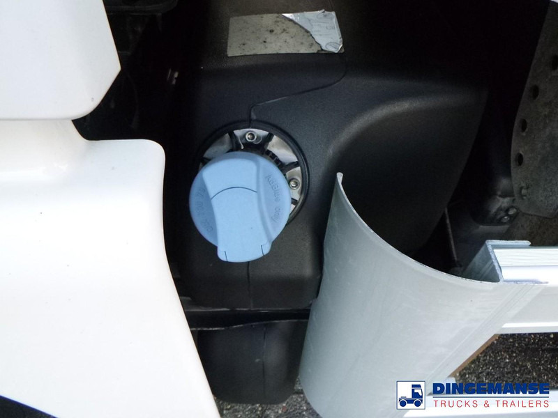 MAN TGX 26.440 6X2 high volume + Fruehauf closed box trailer leasing MAN TGX 26.440 6X2 high volume + Fruehauf closed box trailer: picture 13 MAN TGX 26.440 6X2 high volume + Fruehauf closed box trailer leasing MAN TGX 26.440 6X2 high volume + Fruehauf closed box trailer: picture 13