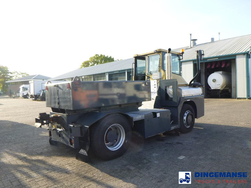 MOL RM 255 4X4 terminal drawbar tractor 150 ton - Terminal tractor: picture 4 MOL RM 255 4X4 terminal drawbar tractor 150 ton - Terminal tractor: picture 4