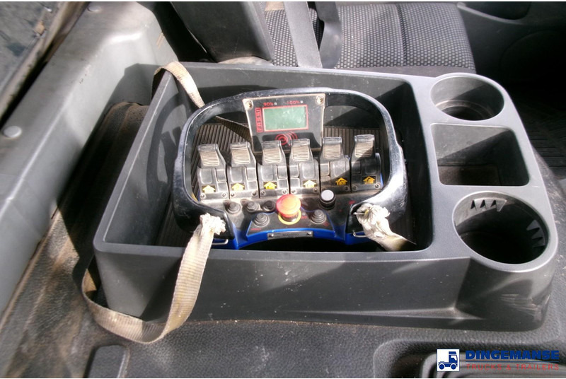 Crane truck Mercedes-Benz Axor 2529 6x2 RHD + Fassi F110 crane: picture 20 Crane truck Mercedes-Benz Axor 2529 6x2 RHD + Fassi F110 crane: picture 20