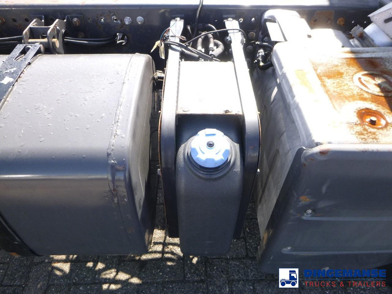 Cab chassis truck Renault Premium Lander 370 6x2 chassis + ADR: picture 6