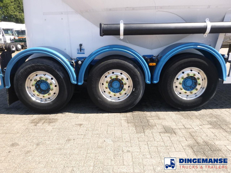 SPITZER Powder tank alu 37 m3 / 1 comp - Tank semi-trailer: picture 4 SPITZER Powder tank alu 37 m3 / 1 comp - Tank semi-trailer: picture 4