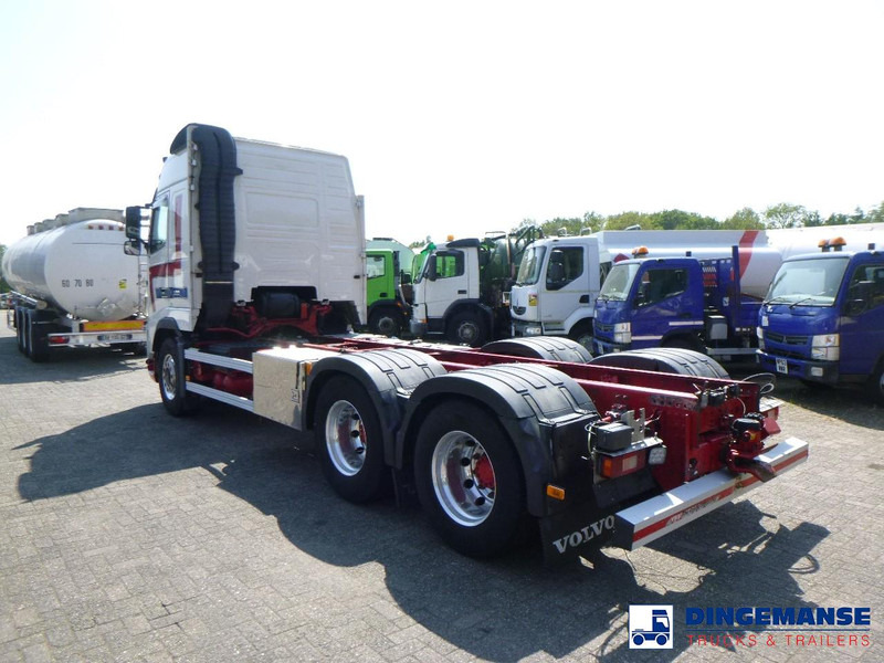Volvo FM16 600 6x4 Euro 5 chassis + Retarder - Cab chassis truck: picture 3 Volvo FM16 600 6x4 Euro 5 chassis + Retarder - Cab chassis truck: picture 3