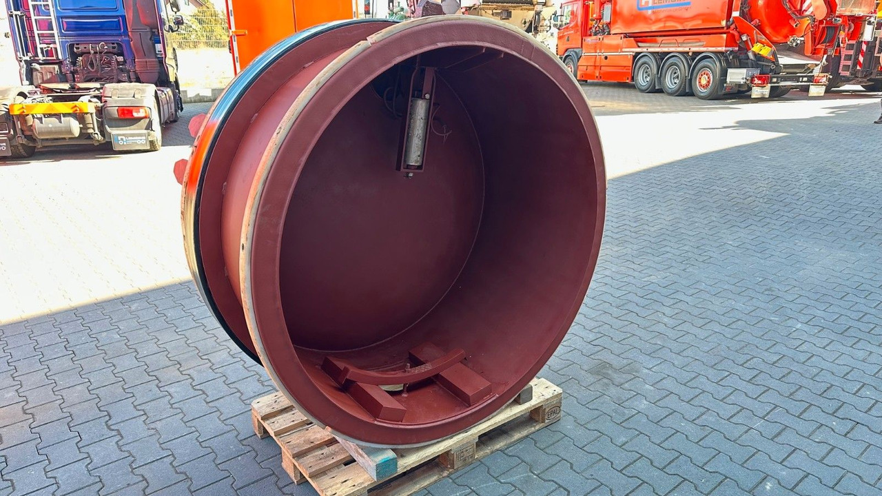 E-Kolben Ausschubkolben Müller-Umwelttechnik - Vacuum truck: picture 5 E-Kolben Ausschubkolben Müller-Umwelttechnik - Vacuum truck: picture 5