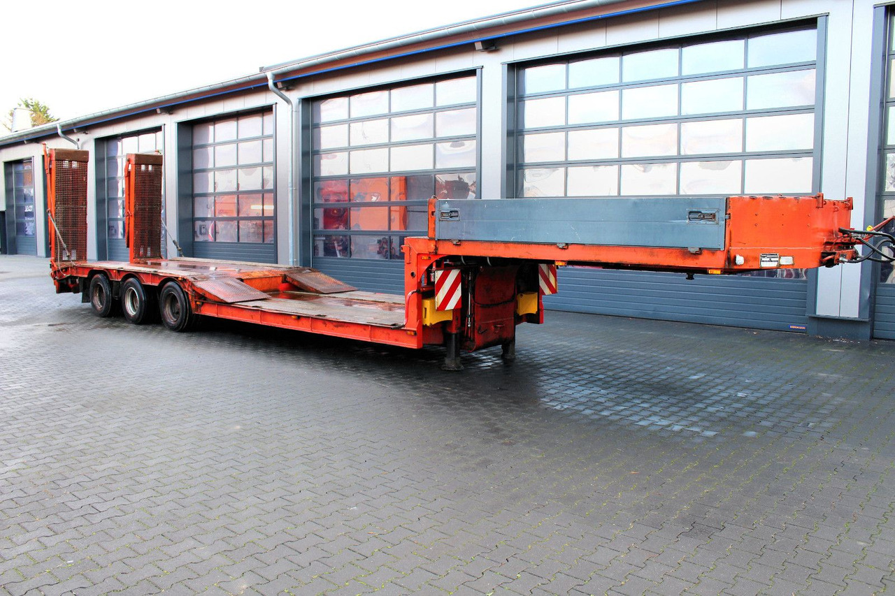 Langendorf 3-Achs SATBUE30-37 Tiefbett Tieflader+Rampen+TÜV - Low loader semi-trailer: picture 1 Langendorf 3-Achs SATBUE30-37 Tiefbett Tieflader+Rampen+TÜV - Low loader semi-trailer: picture 1