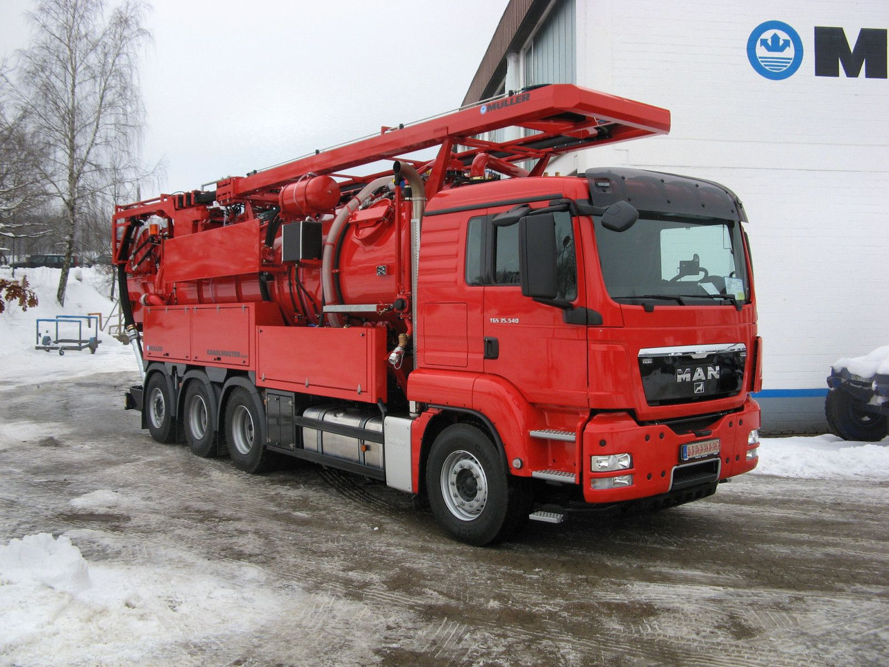 MAN TGS 35.540 8x4 Müller 16m³ WRG + 800 meter HD - Vacuum truck: picture 2 MAN TGS 35.540 8x4 Müller 16m³ WRG + 800 meter HD - Vacuum truck: picture 2