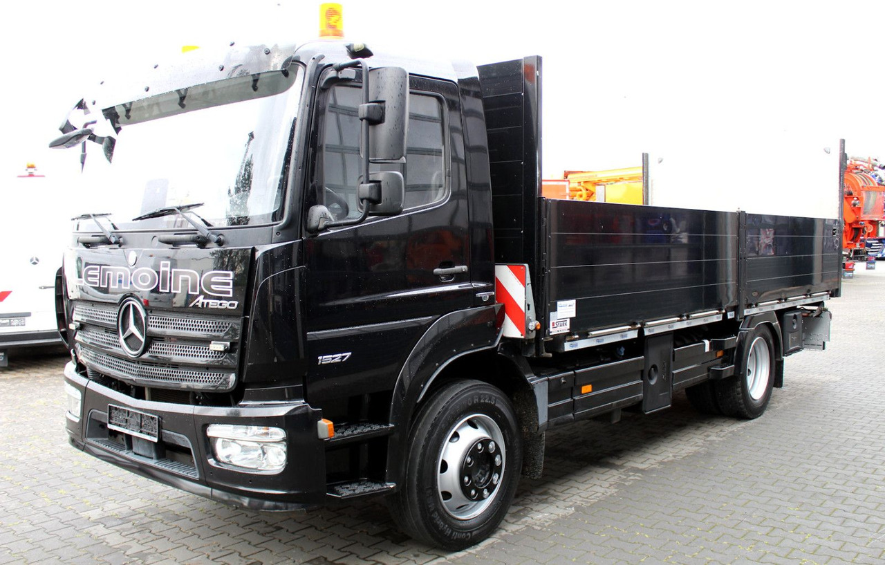 Mercedes-Benz Atego 1527 4x2 Pritsche + Ladebordwand - Open body delivery van: picture 2 Mercedes-Benz Atego 1527 4x2 Pritsche + Ladebordwand - Open body delivery van: picture 2