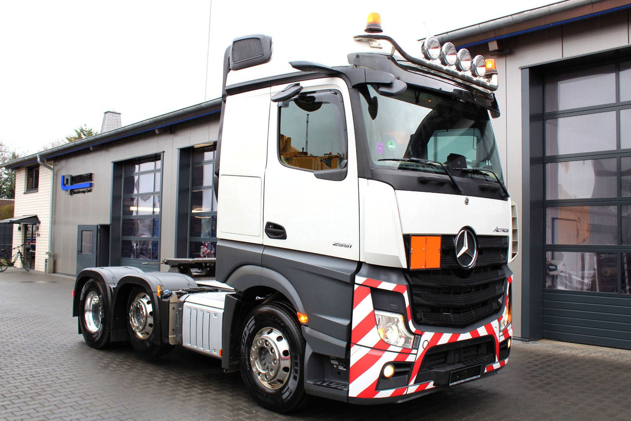 Mercedes-Benz Actros 2551 6x2 BigSpace 68 to Schwerlast + LIFT - Tractor unit: picture 1 Mercedes-Benz Actros 2551 6x2 BigSpace 68 to Schwerlast + LIFT - Tractor unit: picture 1