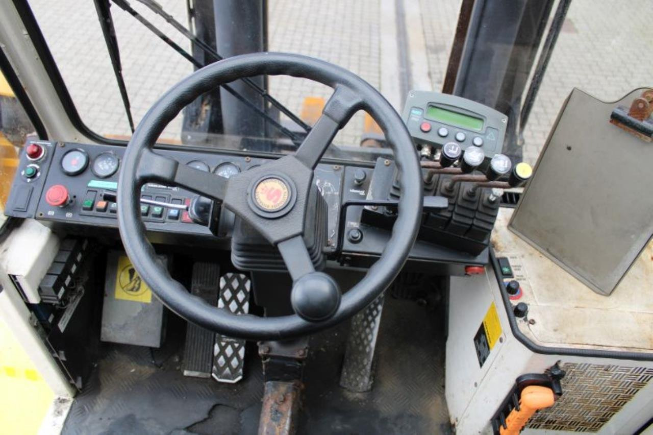 SveTruck 15120-35 - Diesel forklift: picture 4 SveTruck 15120-35 - Diesel forklift: picture 4