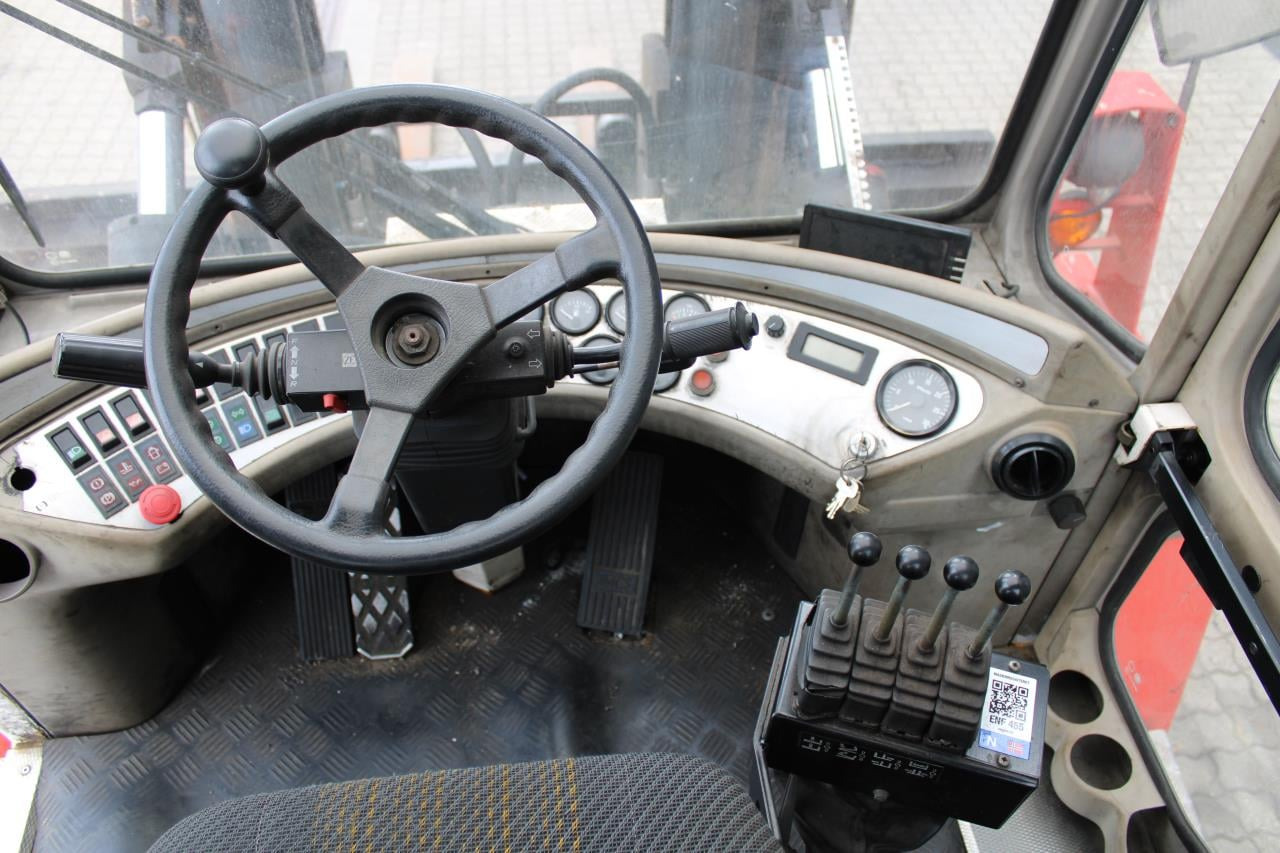 SveTruck 16120 - Diesel forklift: picture 4 SveTruck 16120 - Diesel forklift: picture 4