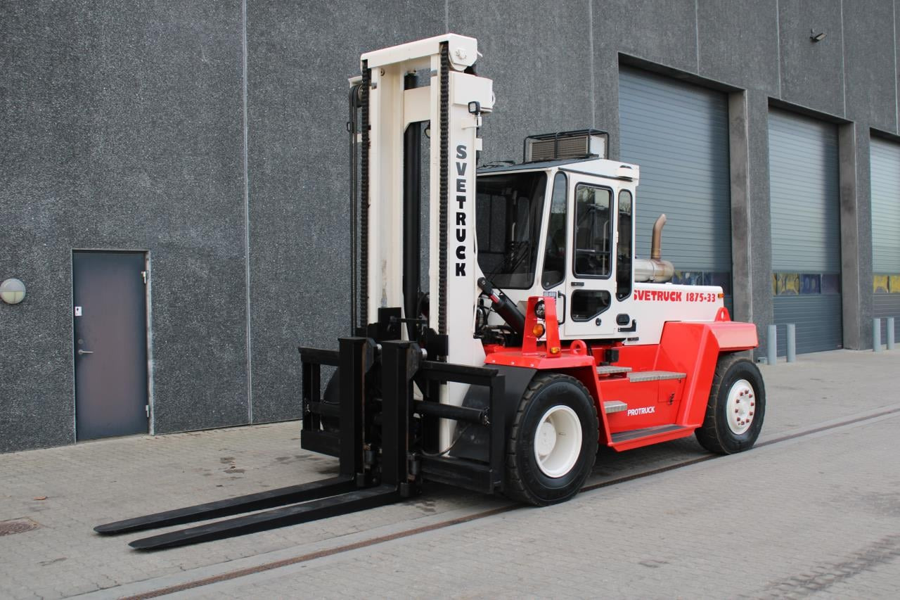 SveTruck 1875-33 - Diesel forklift: picture 2 SveTruck 1875-33 - Diesel forklift: picture 2