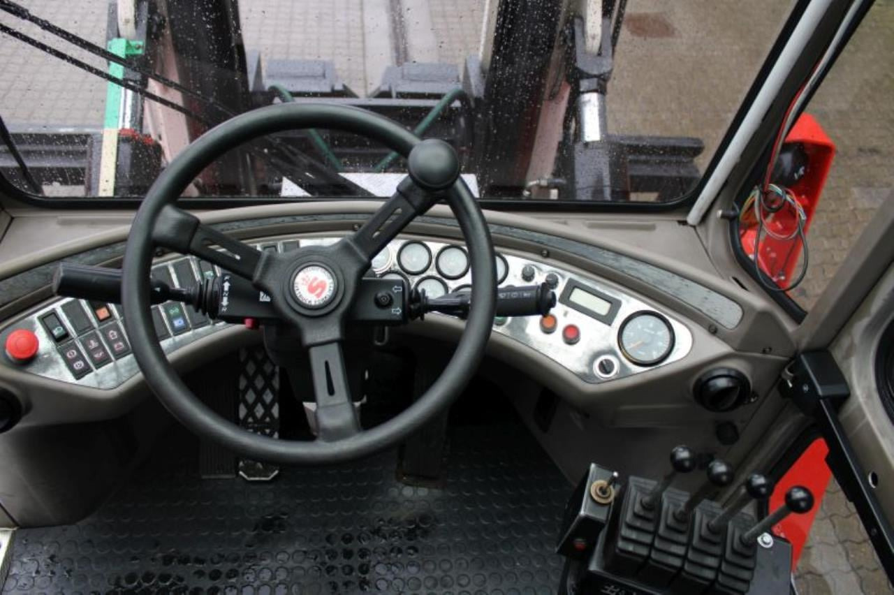 SveTruck 1875-33 - Diesel forklift: picture 4 SveTruck 1875-33 - Diesel forklift: picture 4