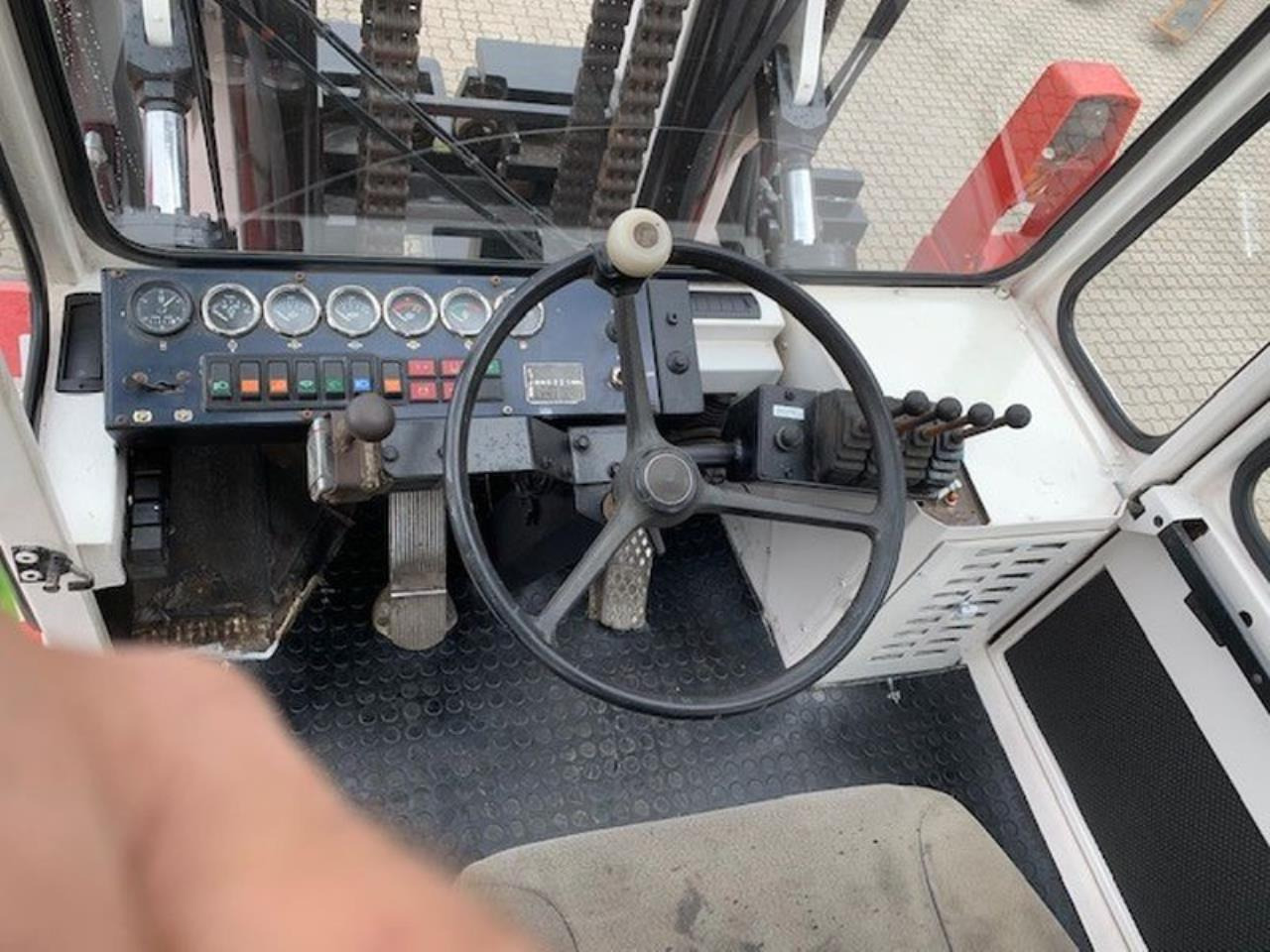 SveTruck 25120-42 - Diesel forklift: picture 4 SveTruck 25120-42 - Diesel forklift: picture 4