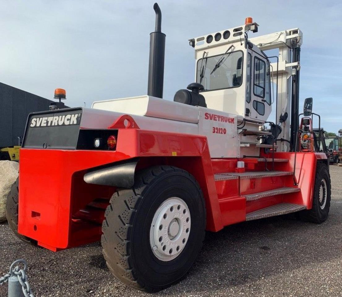 SveTruck 32120-50 - Diesel forklift: picture 3 SveTruck 32120-50 - Diesel forklift: picture 3