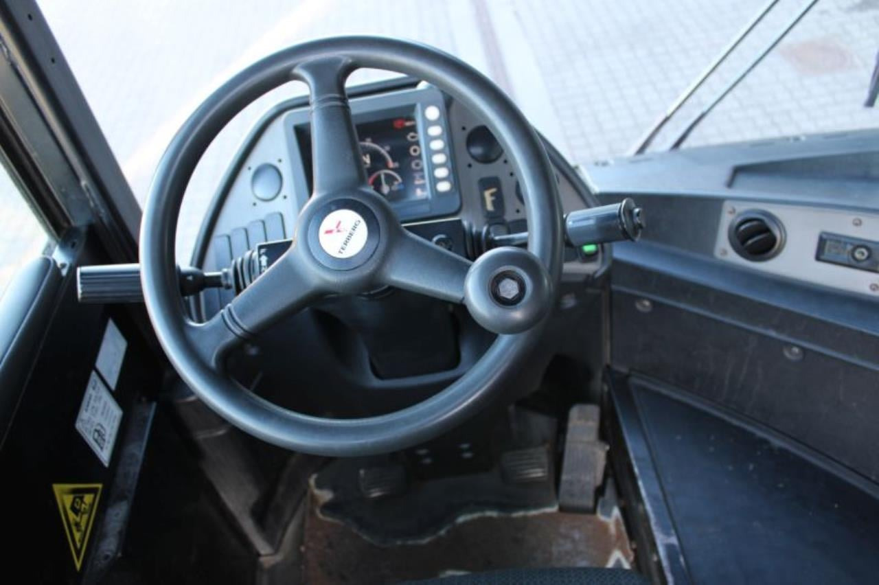 Terberg RT223 - Terminal tractor: picture 4 Terberg RT223 - Terminal tractor: picture 4