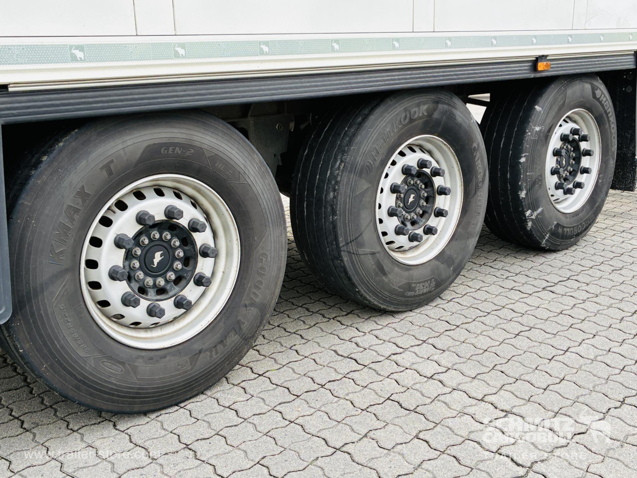 SCHMITZ Auflieger Tiefkühler Standard Double deck - Isothermal semi-trailer: picture 4 SCHMITZ Auflieger Tiefkühler Standard Double deck - Isothermal semi-trailer: picture 4