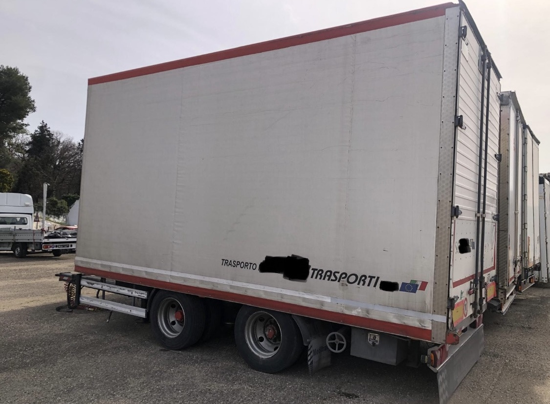 Omar 20257P - Curtainsider trailer: picture 2 Omar 20257P - Curtainsider trailer: picture 2