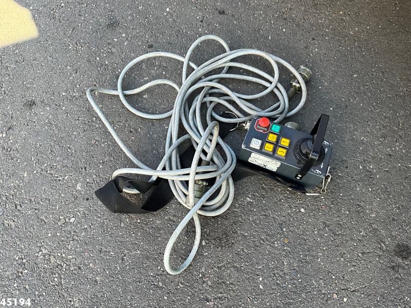 DAF FA 75.290 ATI Hiab 11 Tonmeter laadkraan Just 84.508 km! leasing DAF FA 75.290 ATI Hiab 11 Tonmeter laadkraan Just 84.508 km!: picture 11 DAF FA 75.290 ATI Hiab 11 Tonmeter laadkraan Just 84.508 km! leasing DAF FA 75.290 ATI Hiab 11 Tonmeter laadkraan Just 84.508 km!: picture 11