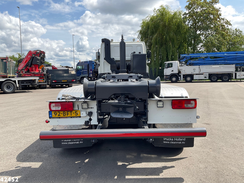 DAF FAK CF 460 Tridem 8x2 Euro 6 VDL 30 Ton haakarmsysteem - Hook lift truck: picture 4 DAF FAK CF 460 Tridem 8x2 Euro 6 VDL 30 Ton haakarmsysteem - Hook lift truck: picture 4