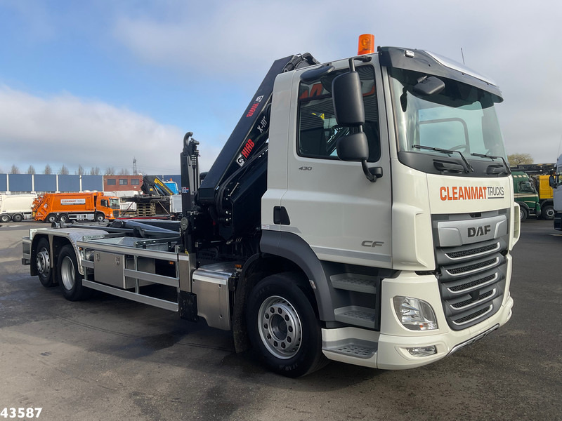 DAF FAN CF 430 Hiab 25 Tonmeter laadkraan - Hook lift truck, Crane truck: picture 3 DAF FAN CF 430 Hiab 25 Tonmeter laadkraan - Hook lift truck, Crane truck: picture 3