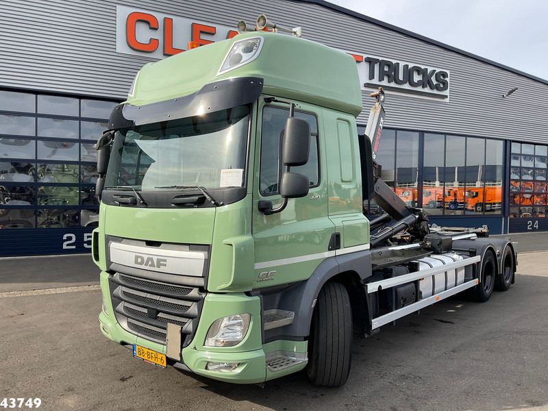 DAF FAS CF 440 Euro 6 Hiab 21 Ton haakarmsysteem - Hook lift truck: picture 1 DAF FAS CF 440 Euro 6 Hiab 21 Ton haakarmsysteem - Hook lift truck: picture 1