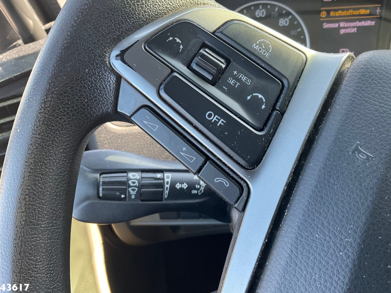 Hook lift truck MAN TGS 32.470 8x4 Euro 6 Hiab 22 Tonmeter laadkraan Just 68.765 Km!: picture 15 Hook lift truck MAN TGS 32.470 8x4 Euro 6 Hiab 22 Tonmeter laadkraan Just 68.765 Km!: picture 15