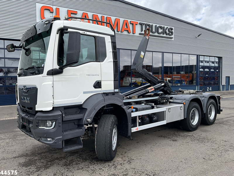 MAN TGS 33.470 6x4 Euro 6 Full Steel AJK 20 Ton haakarmsysteem - Hook lift truck: picture 1 MAN TGS 33.470 6x4 Euro 6 Full Steel AJK 20 Ton haakarmsysteem - Hook lift truck: picture 1