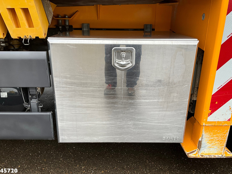 Vacuum truck MAN TGS 35.500 8x4 Euro 6 MTS Saugbagger Just 40.559 km!: picture 16