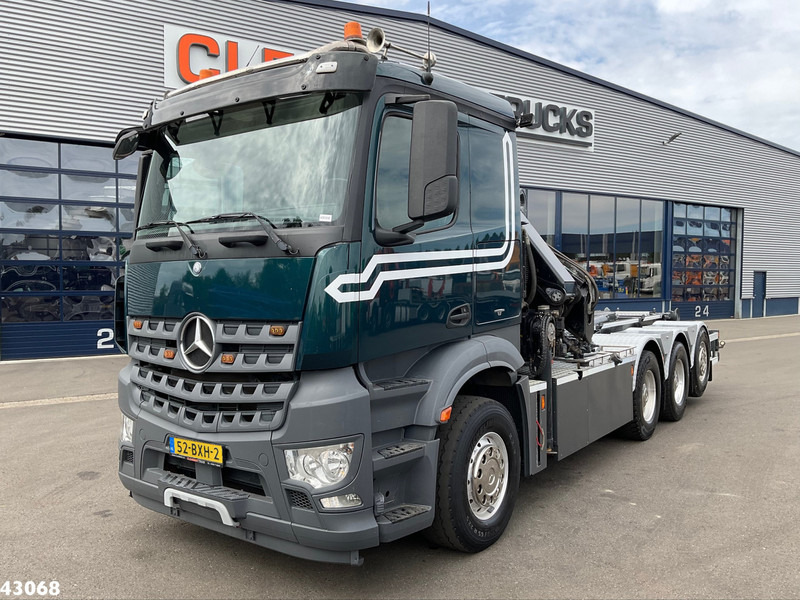 Mercedes-Benz Arocs 3251 8x4 Euro 6 Hiab 28 Tonmeter laadkraan - Hook lift truck, Crane truck: picture 2 Mercedes-Benz Arocs 3251 8x4 Euro 6 Hiab 28 Tonmeter laadkraan - Hook lift truck, Crane truck: picture 2