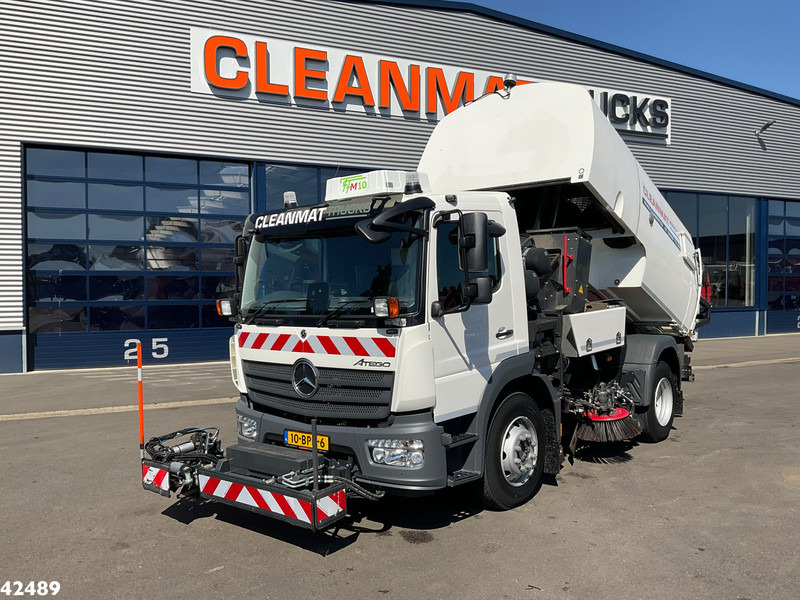 Mercedes-Benz Atego 1524 LKO Bucher Cityfant 6000 Hydrostaat - Road sweeper: picture 1 Mercedes-Benz Atego 1524 LKO Bucher Cityfant 6000 Hydrostaat - Road sweeper: picture 1