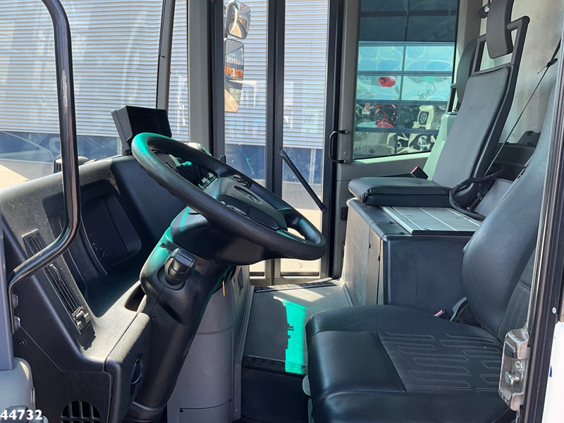 Mercedes-Benz Econic 2630 Euro 6 CNG Norba MF 300 18m³ 2 compartimenten just 137.620 km! leasing Mercedes-Benz Econic 2630 Euro 6 CNG Norba MF 300 18m³ 2 compartimenten just 137.620 km!: picture 11