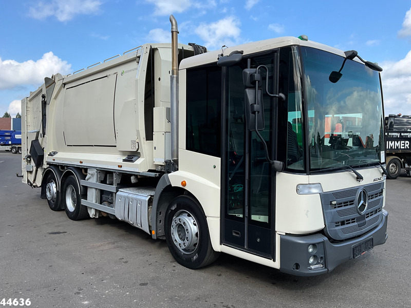 Mercedes-Benz Econic 2630 Euro 6 Norba MF 300 18m³ 2 compartimenten - Garbage truck: picture 4 Mercedes-Benz Econic 2630 Euro 6 Norba MF 300 18m³ 2 compartimenten - Garbage truck: picture 4