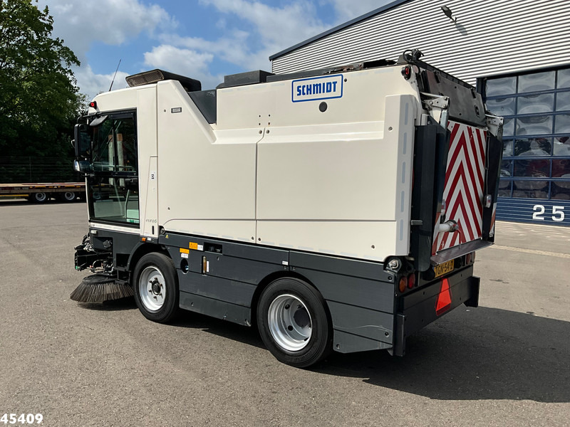 Schmidt Cleango 500 Compact Euro 6 with 3-rd brush - Road sweeper: picture 4 Schmidt Cleango 500 Compact Euro 6 with 3-rd brush - Road sweeper: picture 4
