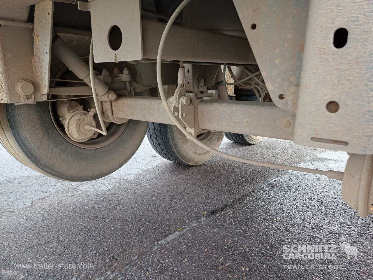 LANGENDORF Auflieger Kipper Stahlrundmulde 24m³ - Tipper semi-trailer: picture 3 LANGENDORF Auflieger Kipper Stahlrundmulde 24m³ - Tipper semi-trailer: picture 3