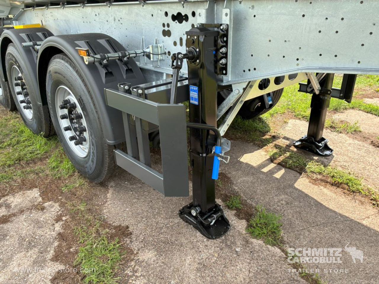 New Tipper semi-trailer SCHMITZ Auflieger Kipper Stahlrundmulde 29m³: picture 6 New Tipper semi-trailer SCHMITZ Auflieger Kipper Stahlrundmulde 29m³: picture 6