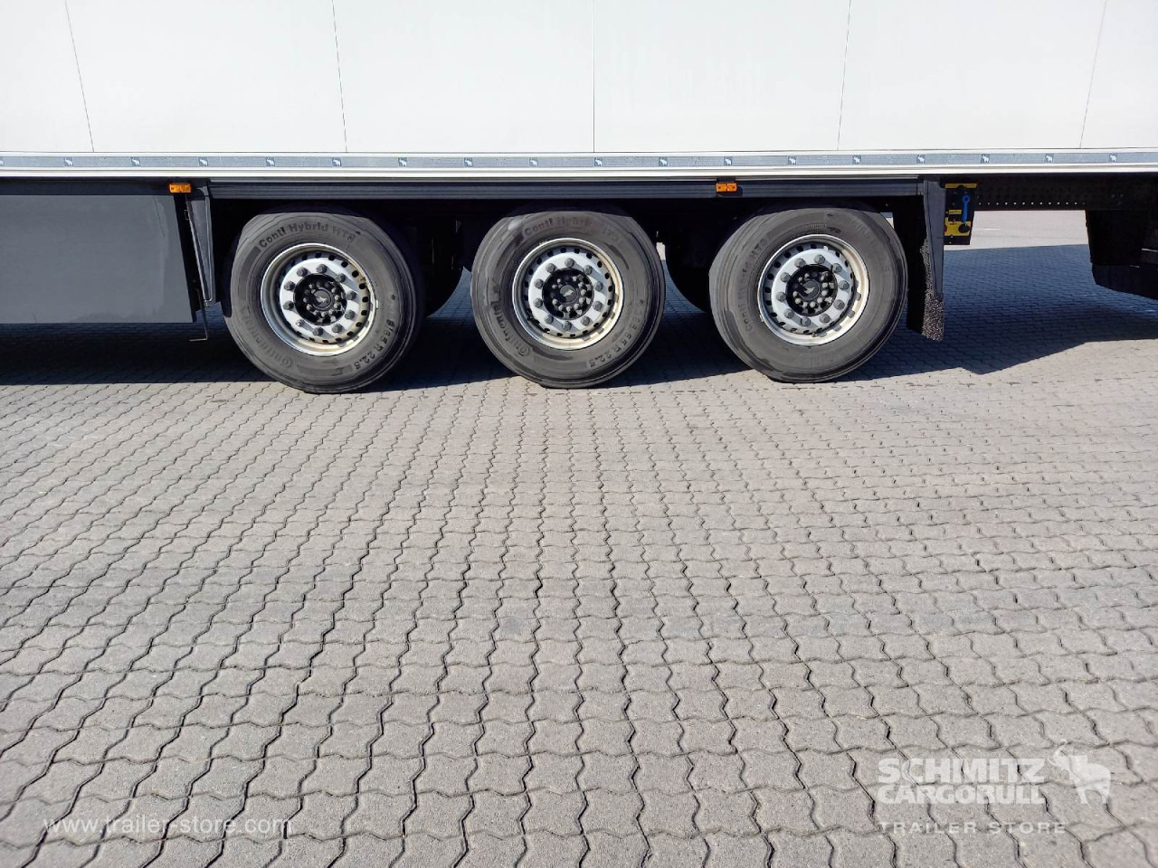 SCHMITZ Auflieger Tiefkühler Standard Double deck - Isothermal semi-trailer: picture 2 SCHMITZ Auflieger Tiefkühler Standard Double deck - Isothermal semi-trailer: picture 2