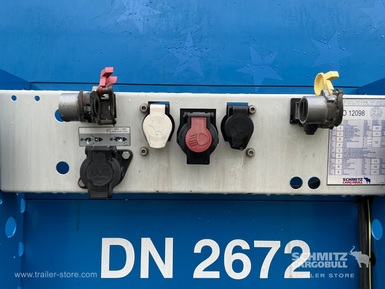 SCHMITZ Curtainsider Mega - Curtainsider semi-trailer: picture 4 SCHMITZ Curtainsider Mega - Curtainsider semi-trailer: picture 4