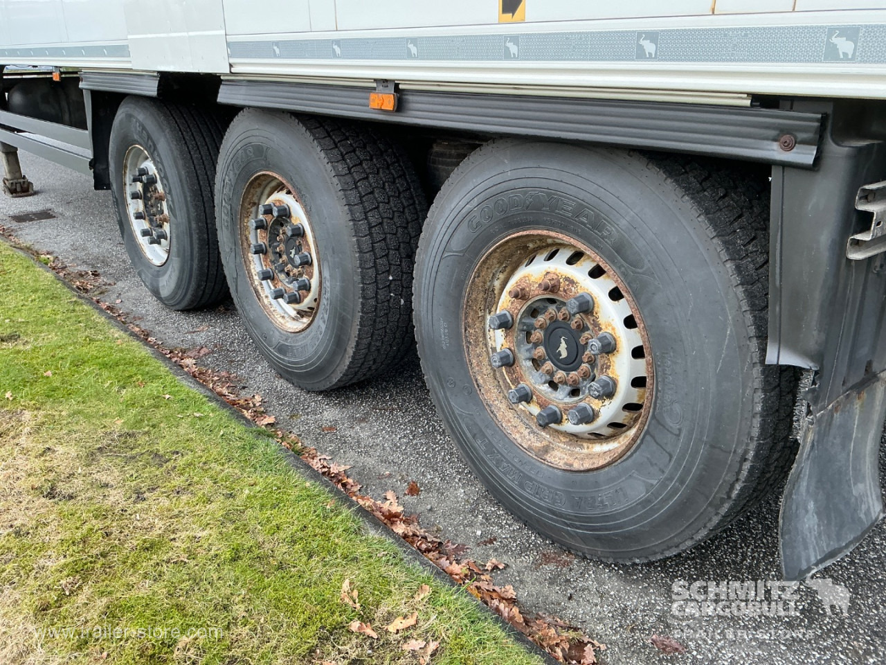 SCHMITZ Reefer Multitemp Double deck - Isothermal semi-trailer: picture 5 SCHMITZ Reefer Multitemp Double deck - Isothermal semi-trailer: picture 5